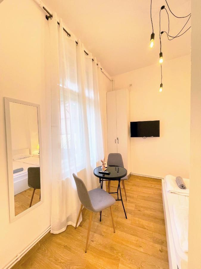 Apartament Plopilor Studios Sibiu Bagian luar foto