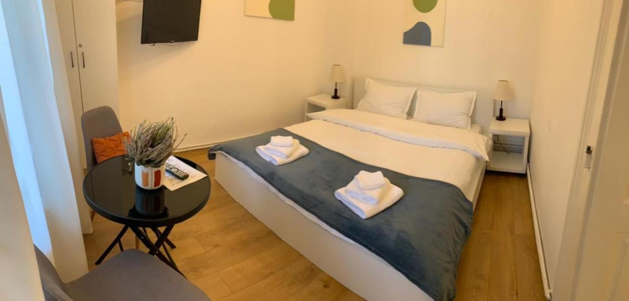 Apartament Plopilor Studios Sibiu Bagian luar foto